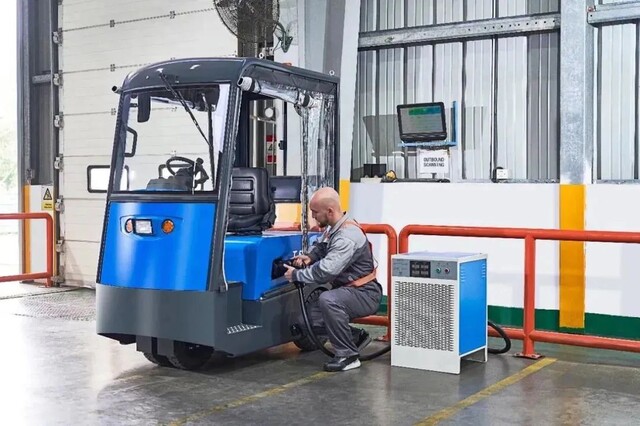 比亞迪叉車推動(dòng)能源變革，向未來(lái)致“鋰”